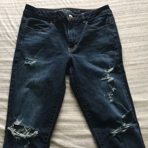 Distressed American eagle jegging